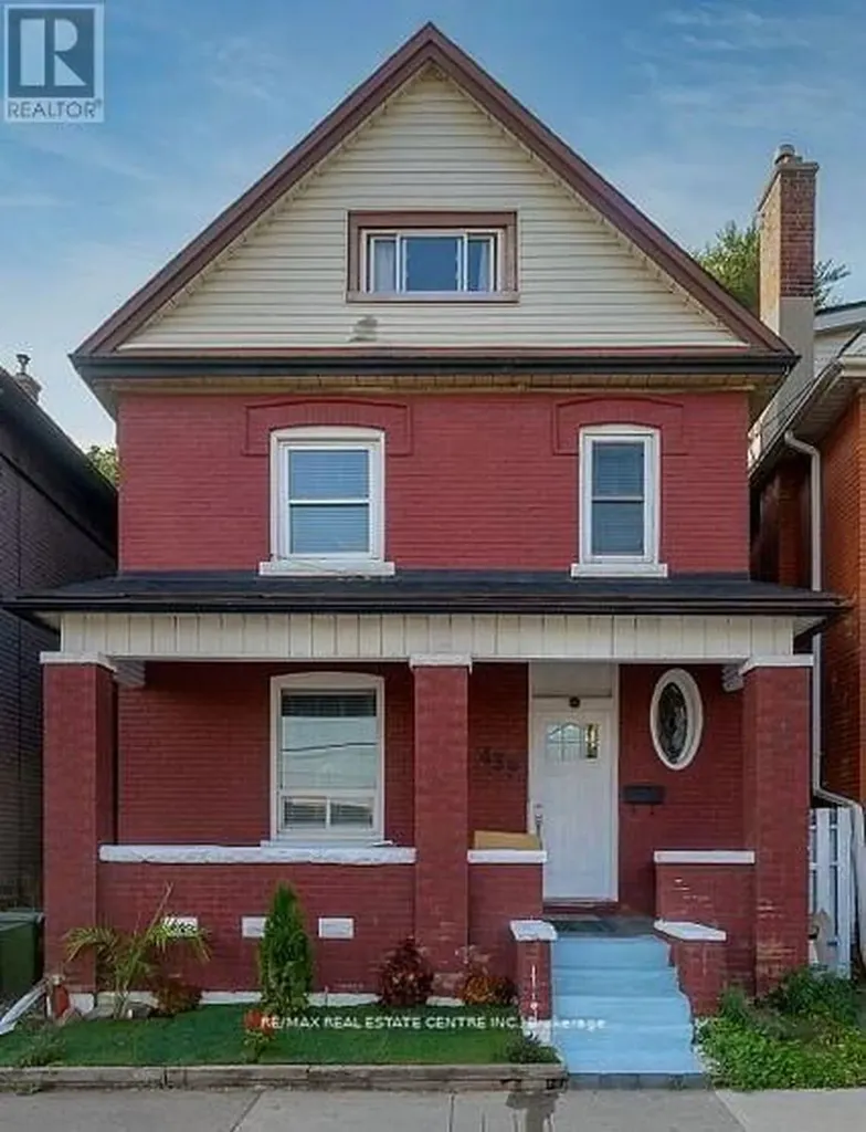 439 Wentworth St N Hamilton (industrial Sector) ON L8L 5W6