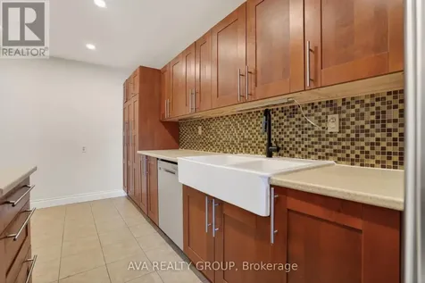 27 Danaher Drive Ottawa ON K2J 3Y5