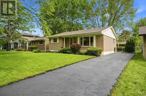 48 Winding Way Brantford ON N3R 3S3