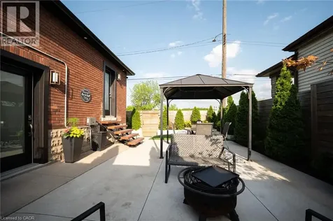 236 Macaulay Street East Hamilton ON L8L 3X8