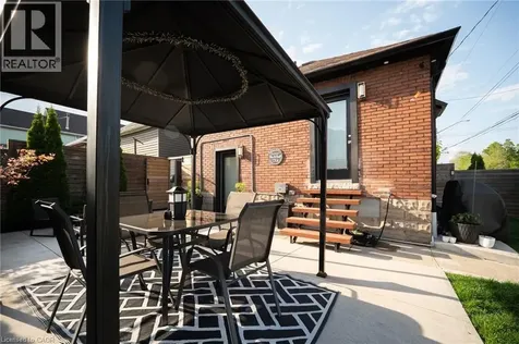 236 Macaulay Street East Hamilton ON L8L 3X8