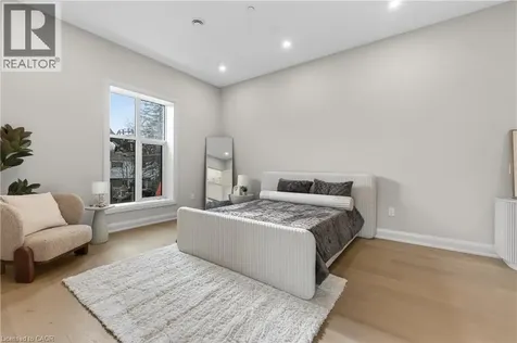 2 Arbourvale Common St. Catharines ON L2T 2Z9