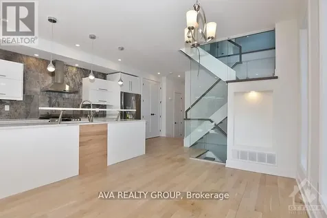 18 Gould Street Ottawa ON K1Y 2P2