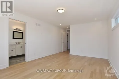 18 Gould Street Ottawa ON K1Y 2P2