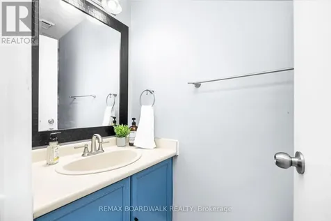 123 Halley Street Ottawa ON K2J 3R8
