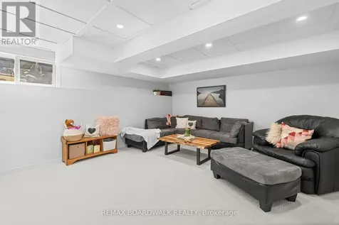 123 Halley Street Ottawa ON K2J 3R8