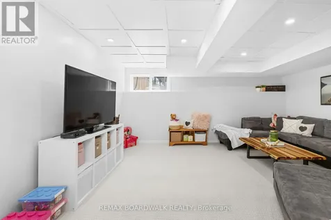 123 Halley Street Ottawa ON K2J 3R8