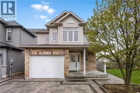 102 Iron Gate Street Kitchener ON N2N 3R6