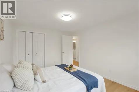 102 Iron Gate Street Kitchener ON N2N 3R6
