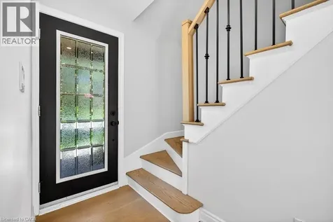 350 East Side Crescent Burlington ON L7R 3G9