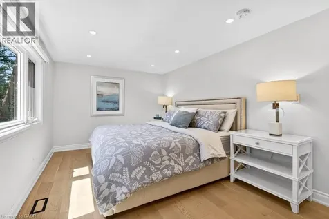 350 East Side Crescent Burlington ON L7R 3G9