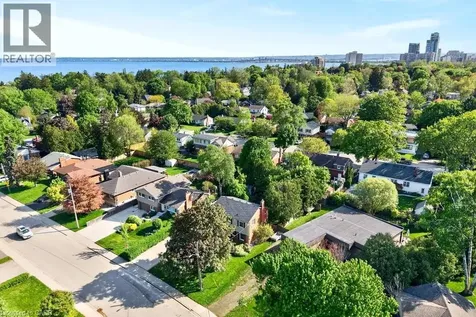 350 East Side Crescent Burlington ON L7R 3G9
