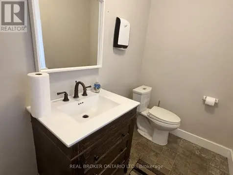 49 Manitoba Street Bracebridge ON P1L 2B2