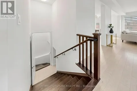 1406 Swallowtail Lane Pickering ON L1X 0N8