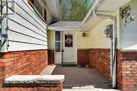 29 Stoneman Drive Seguin ON P2A 2W8