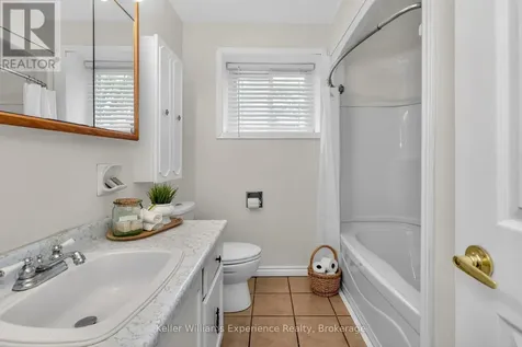 12 Richelieu Street Penetanguishene ON L9M 1H9