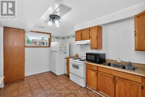 12 Richelieu Street Penetanguishene ON L9M 1H9