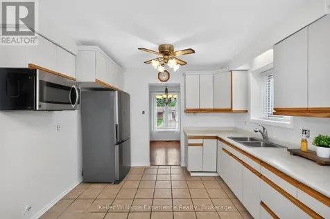 12 Richelieu Street Penetanguishene ON L9M 1H9
