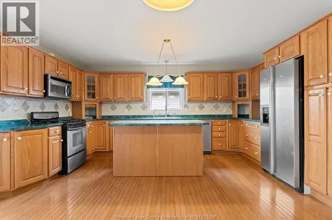 2515 Cousineau Street Lasalle ON N9H 2M2