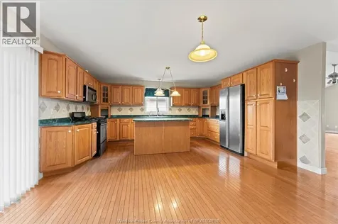 2515 Cousineau Street Lasalle ON N9H 2M2