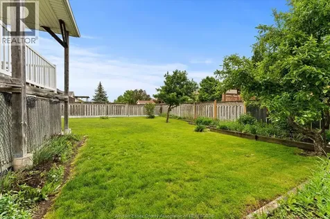 2515 Cousineau Street Lasalle ON N9H 2M2