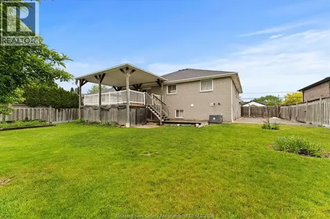 2515 Cousineau Street Lasalle ON N9H 2M2