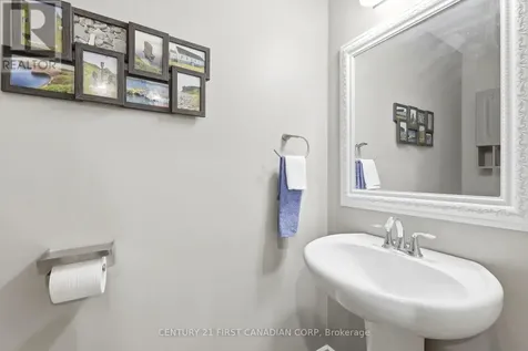 12 Glenwood Street St. Thomas ON N5R 0G9