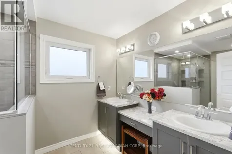 12 Glenwood Street St. Thomas ON N5R 0G9