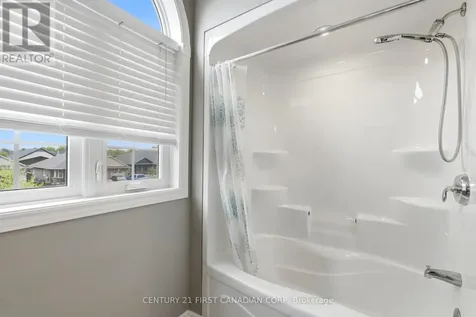 12 Glenwood Street St. Thomas ON N5R 0G9