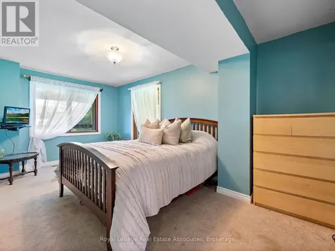 8 Scott Crescent Erin ON N0B 1Z0
