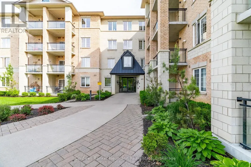 1077 Gordon Street Guelph (kortright West) ON N1G 0E3
