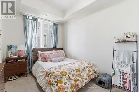 1077 Gordon Street Guelph (kortright West) ON N1G 0E3