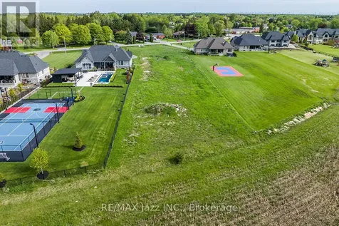 72 Ormiston Street Clarington ON L0B 1J0