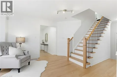 5398 Langford Road Burlington ON L7L 7M6