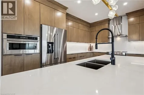 629 Anton Crescent Kitchener ON N2R 0T8