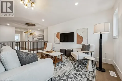 629 Anton Crescent Kitchener ON N2R 0T8