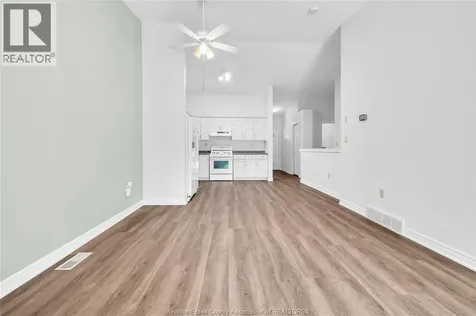 339 Rockport Kingsville ON N9Y 4B3