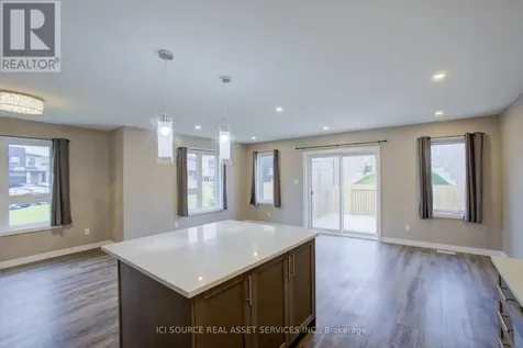 100 Pony Way Kitchener ON N2R 0R8