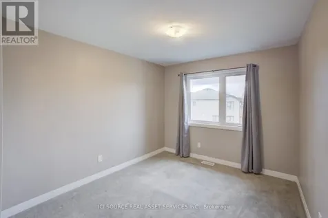 100 Pony Way Kitchener ON N2R 0R8