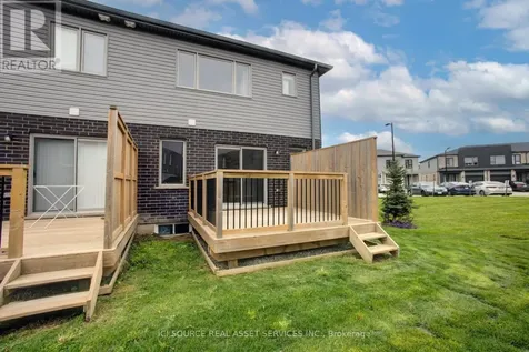 100 Pony Way Kitchener ON N2R 0R8
