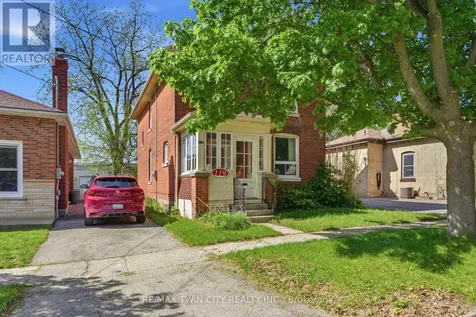 119 East Avenue East Brantford ON N3S 3M1