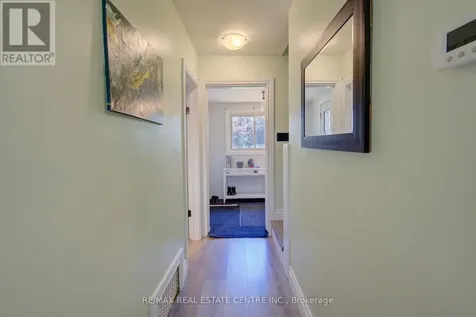 17 Daniel Avenue Kitchener ON N2K 1E8