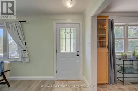 17 Daniel Avenue Kitchener ON N2K 1E8