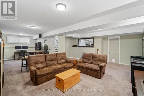 29 Saint John Street Amaranth ON L9W 5Z2