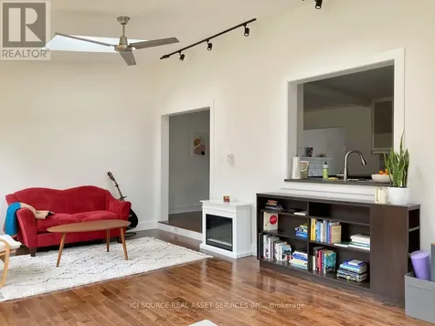 306 Clare Street Ottawa ON K1Z 7E6