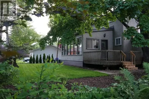 306 Clare Street Ottawa ON K1Z 7E6