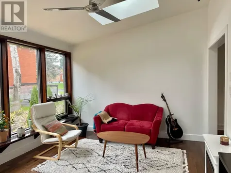 306 Clare Street Ottawa ON K1Z 7E6