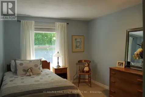 112 Thornhill Crescent Chatham-kent ON N7L 4M3