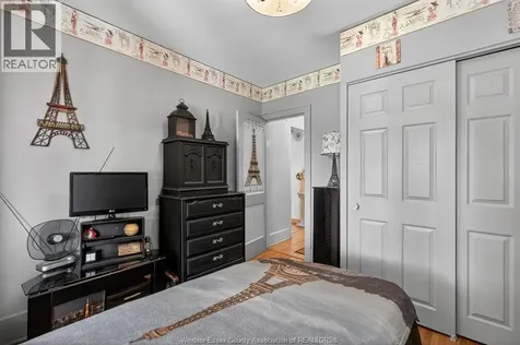 1191 Mckay Avenue Windsor ON N9B 2A8