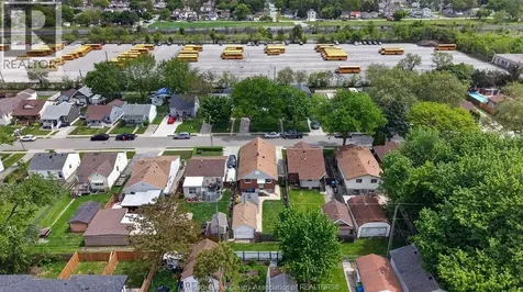 1191 Mckay Avenue Windsor ON N9B 2A8